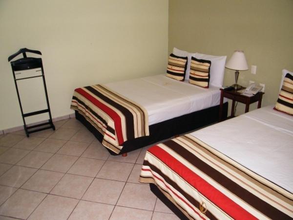 Madero Suites Coatzacoalcos Pokoj fotografie