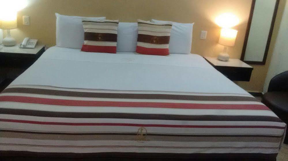 Madero Suites Coatzacoalcos Exteriér fotografie
